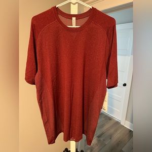 NWT Men’s Lululemon Red Metal Vent Tech Shirt XL